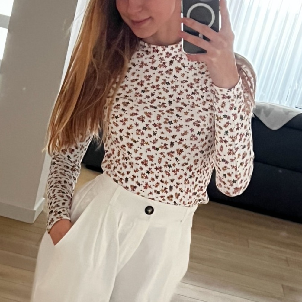 Floral long sleeve floral shirt turtleneck
